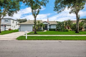 9711 SW 14th Pl, Plantation, FL 33324, Sold 08/31/20