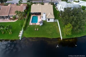 9711 SW 14th Pl, Plantation, FL 33324, Sold 08/31/20