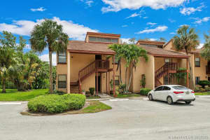 1402 Lakeview Dr E, Royal Palm Beach, FL 33411, Sold 08/31/20