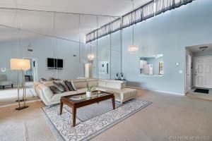 1402 Lakeview Dr E, Royal Palm Beach, FL 33411, Sold 08/31/20