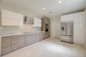 4008 Peppertree Dr, Weston, FL 33332, Sold 08/28/20