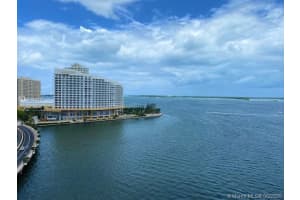 801 Brickell Bay Dr, Miami, FL 33131, Sold 09/28/20