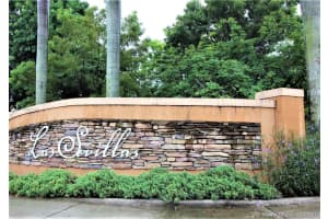 10132 NW 7th St, Miami, FL 33172, Sold 12/04/20