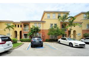 10132 NW 7th St, Miami, FL 33172, Sold 12/04/20