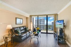 3701 N Country Club Dr, Aventura, FL 33180, Sold 03/09/21