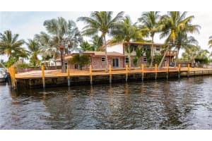 709 NW 10th Ave, Dania Beach, FL 33004, Sold 12/28/20