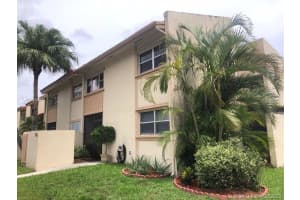 14321 Kendale Lakes Cir, Miami, FL 33183, Sold 07/30/20