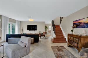 10358 NW 46th St, Doral, FL 33178, Sold 08/25/20