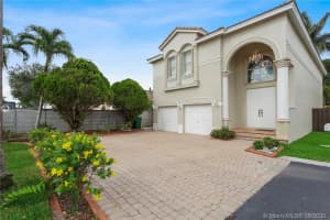 4789 NW 112th Ct, Doral, FL 33178, Sold 07/30/20