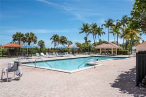 2555 Collins Ave, Miami, FL 33140, Sold 07/31/20