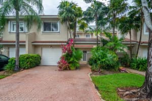 10281 NW 52nd Ln, Doral, FL 33178, Sold 08/14/20
