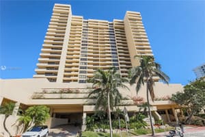 2555 Collins Ave, Miami, FL 33140, Sold 08/05/20