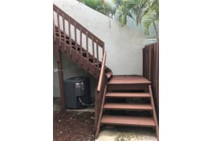 6 Crossings Cir, Boynton Beach, FL 33435, Sold 09/04/20