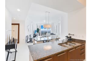 15811 Collins Ave, Sunny Isles Beach, FL 33160, Sold 06/21/21