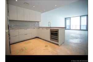 15701 Collins Ave, North Miami Beach, FL 33160, Sold 03/26/21