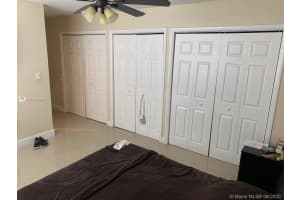 6960 Miami Gardens Dr, Hialeah, FL 33015, Sold 07/31/20