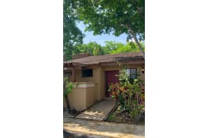 966 NW 79th Terrace, Plantation, FL 33324, Sold 08/17/20