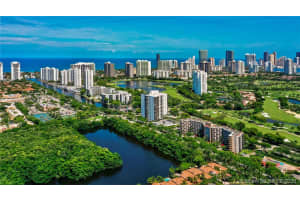 3375 N Country Club Dr, Miami, FL 33180, Sold 10/23/20