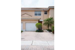 9148 NW 38th Pl, Sunrise, FL 33351, Sold 08/03/20