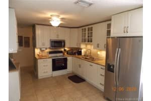 8630 Bridle Path Ct, Davie, FL 33328, Sold 08/07/20
