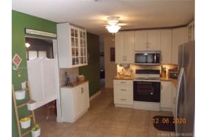 8630 Bridle Path Ct, Davie, FL 33328, Sold 08/07/20