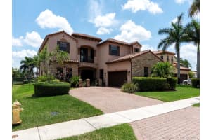 8744 Estada Cir, Hollywood, FL 33024, Sold 07/23/20