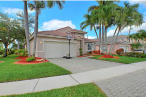 18695 SW 15th St, Pembroke Pines, FL 33029, Sold 08/12/20