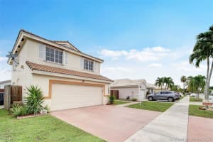 15957 SW 82nd St, Miami, FL 33193, Sold 08/04/20