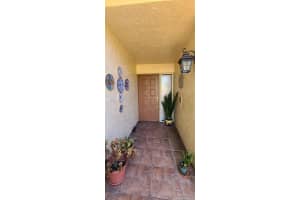 8648 SW 114th Pl, Miami, FL 33173, Sold 10/06/20