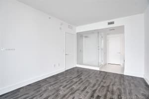 460 NE 28th St, Miami, FL 33137, Sold 02/18/22