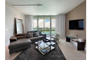 450 Alton Rd, Miami Beach, FL 33139, Sold 06/24/20