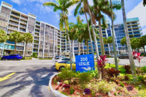 200 Leslie Dr, Hallandale Beach, FL 33009, Sold 08/13/20