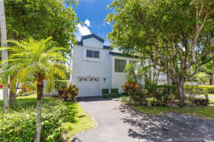 21150 NE 3rd Ave, Miami, FL 33179, Sold 08/10/20