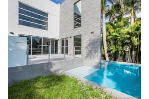 257 Palm Ave, Miami Beach, FL 33139, Sold 04/16/21