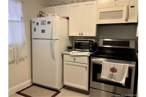 19851 SW 114th Ave, Miami, FL 33157, Sold 10/26/20