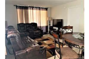 19851 SW 114th Ave, Miami, FL 33157, Sold 10/26/20