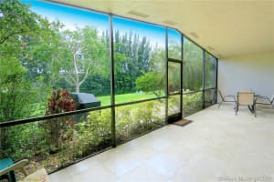 594 Woodgate Cir, Sunrise, FL 33326, Sold 07/26/20