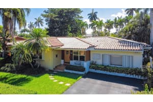 7530 Center Bay Dr, North Bay Village, FL 33141, Sold 04/19/21