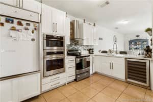 15282 SW 91st Ln, Miami, FL 33196, Sold 08/31/20