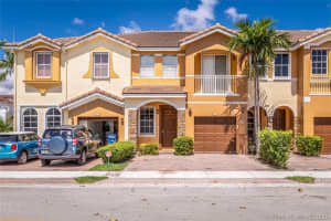 1010 NW 102 Ct, Miami, FL 33172, Sold 07/16/20