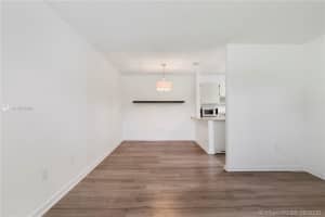 6878 NW 173rd Dr, Hialeah, FL 33015, Sold 09/11/20