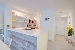 1401 Bay Rd, Miami Beach, FL 33139, Sold 08/31/20