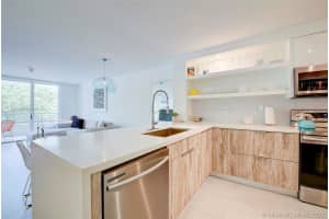 1401 Bay Rd, Miami Beach, FL 33139, Sold 08/31/20