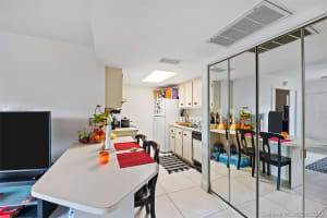616 Executive Center Dr, West Palm Beach, FL 33401, Sold 02/22/21