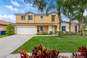 10506 SW 19th St, Miramar, FL 33025, Sold 08/07/20