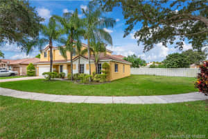 10506 SW 19th St, Miramar, FL 33025, Sold 08/07/20