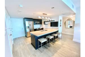 665 NE 25th St, Miami, FL 33137, Sold 10/27/20