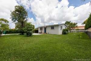 9975 NW 27th Terrace, Doral, FL 33172, Sold 08/03/20