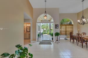 1976 Water Ridge Dr, Weston, FL 33326, Sold 07/28/20