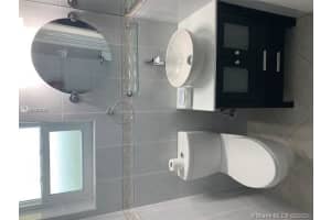 8801 W Flagler St, Miami, FL 33174, Sold 07/24/20